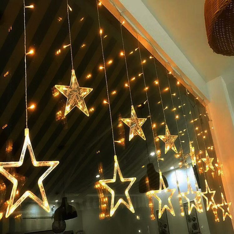 Instalatie 12 franjuri cu stelute mici si mari 3x1 m