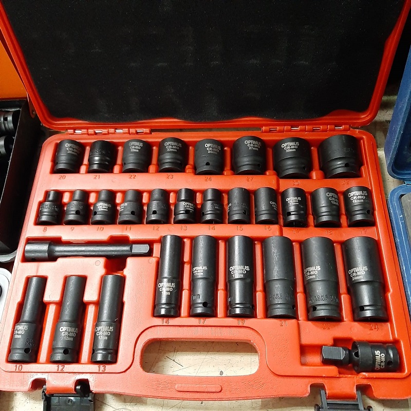 Trusa 32 chei tubulare 